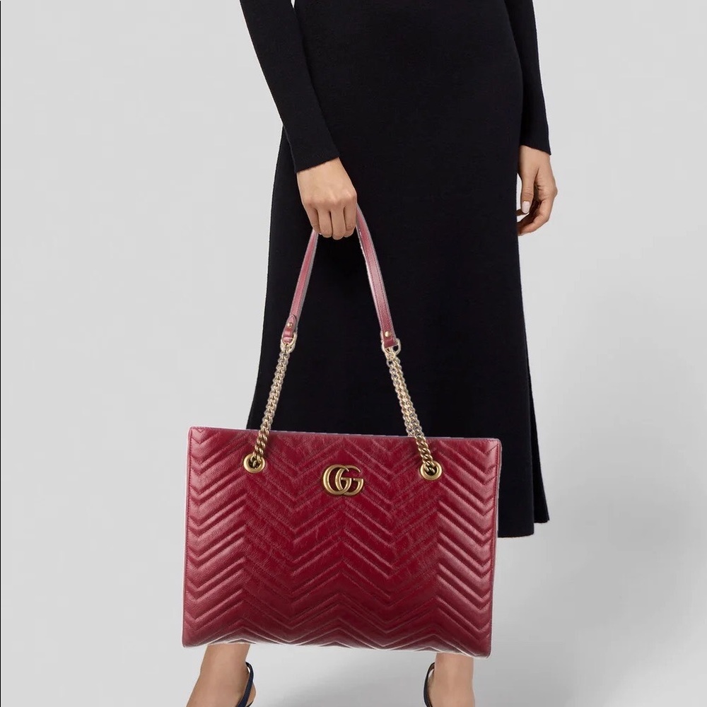 Gucci Marmont Tote Bag, Red.